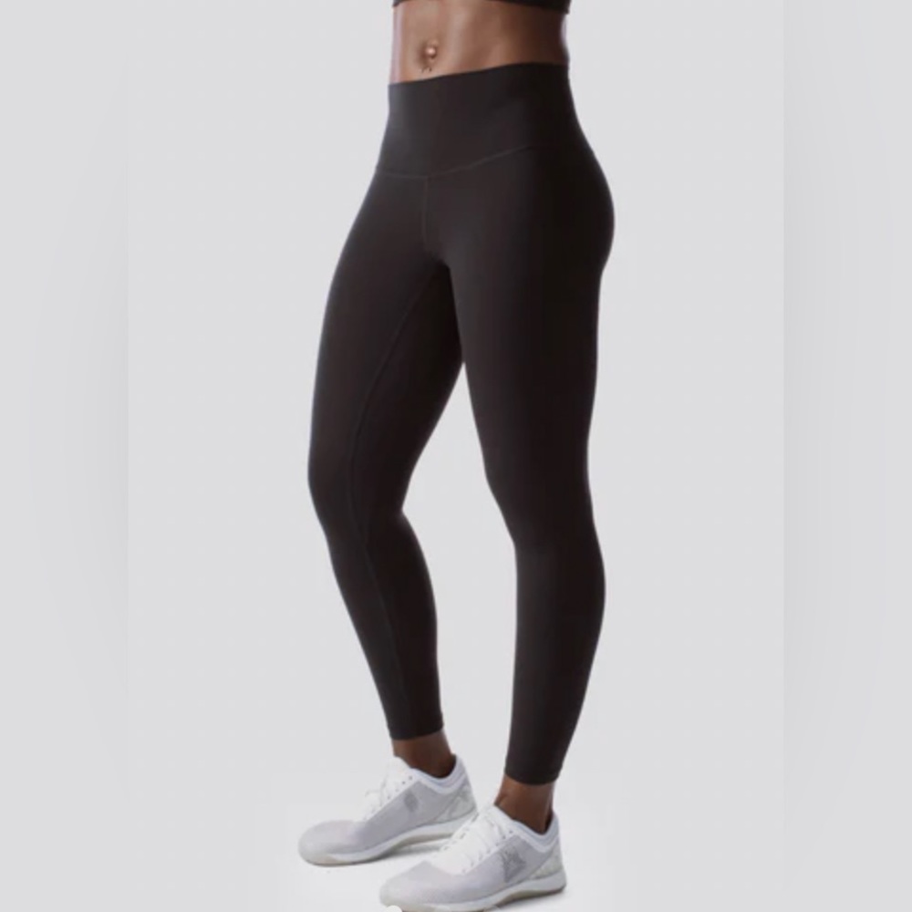 Born Primitive Inspire Leggings